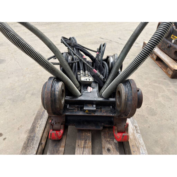 2020 OilQuick OQ70/55-47816157