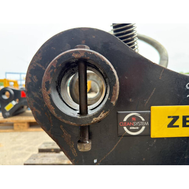 2020 OilQuick OQ70/55-47816164