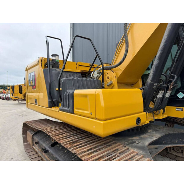2020 Caterpillar 330 07B-47816577