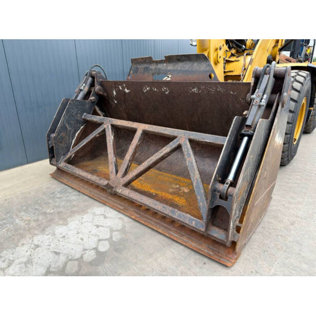 2014 Caterpillar 930K-47817032