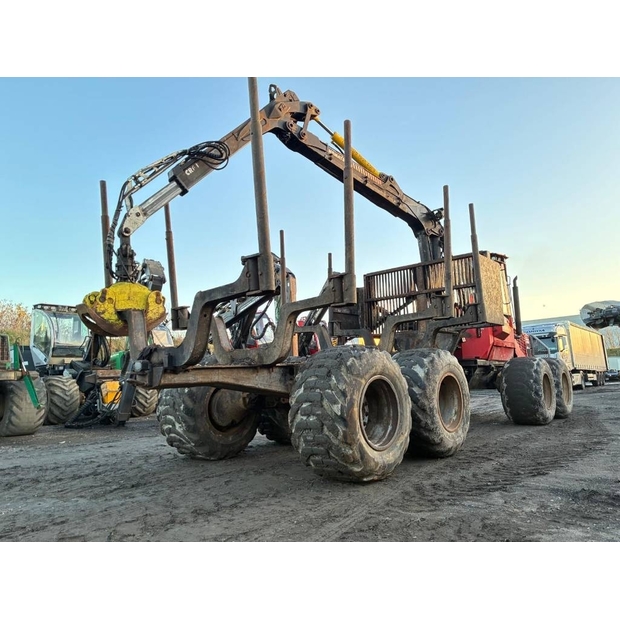 2011 Komatsu 4-47819831