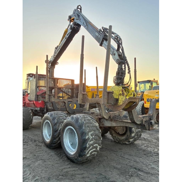 2011 Komatsu 4-47819833