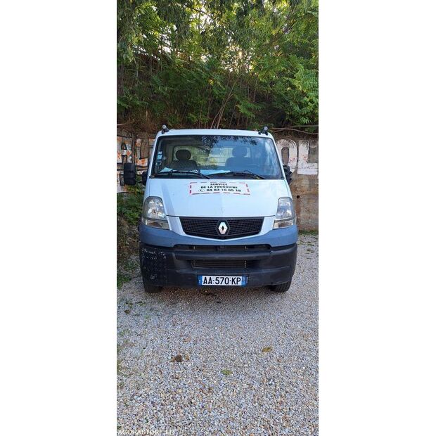 2009 Renault Mascott-47827278