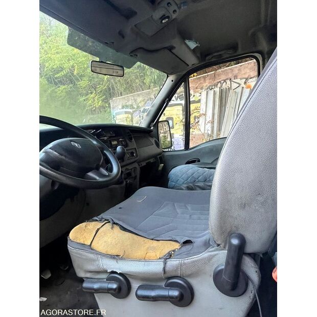 2009 Renault Mascott-47827293