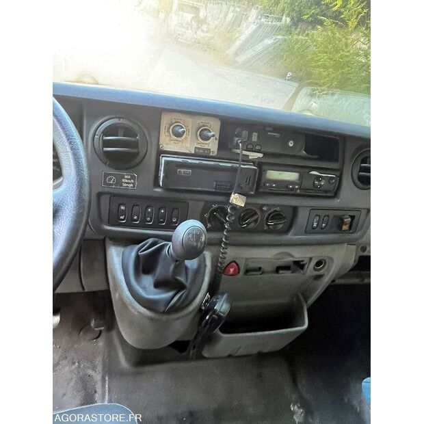 2009 Renault Mascott-47827294