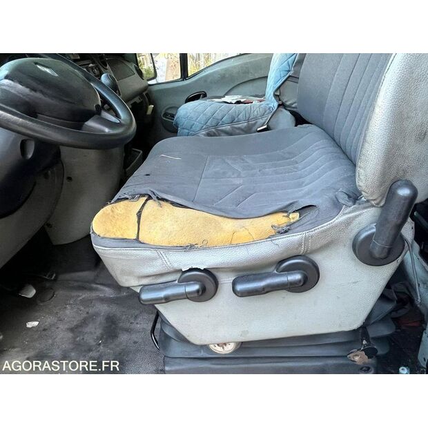 2009 Renault Mascott-47827295