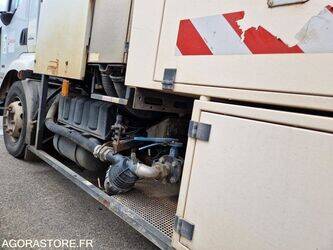2008-renault-midlum-1462871-47827409