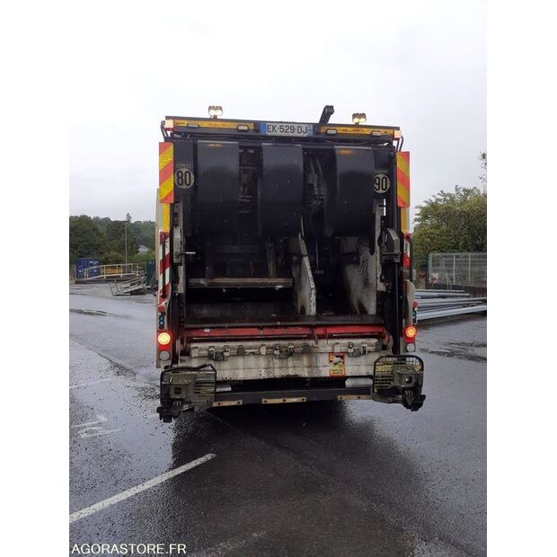 2017 Renault D WIDE-47827536