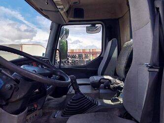 2002-renault-kerax-1462883-47827759