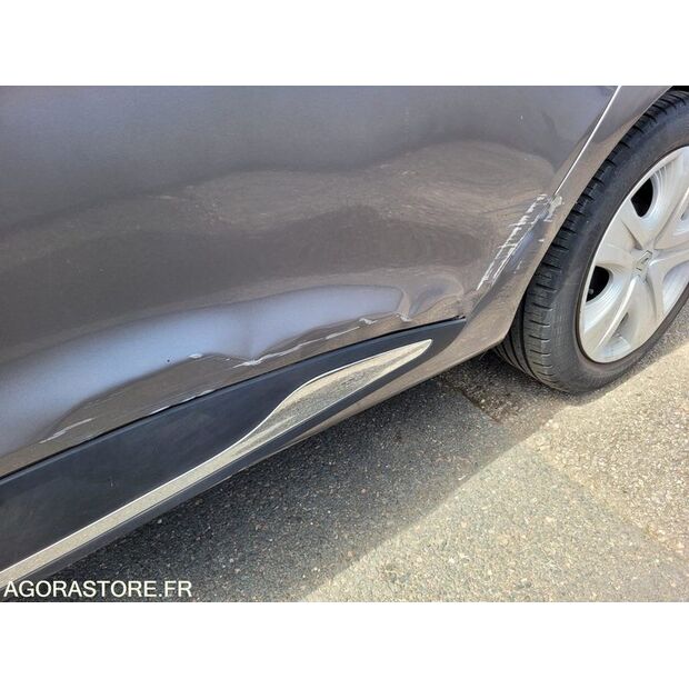 2014 Renault Clio-47827776