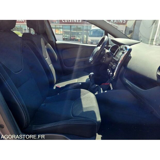 2014 Renault Clio-47827784