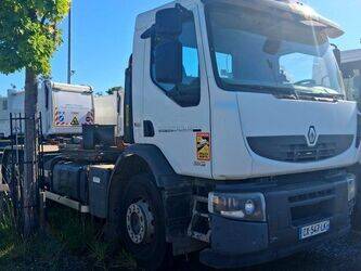 2013-renault-premium-1462886-47827864