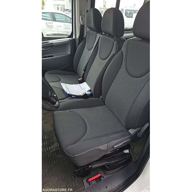 2012 Peugeot Expert-47828032