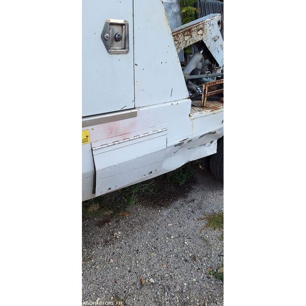2009 Renault Mascott-47828052