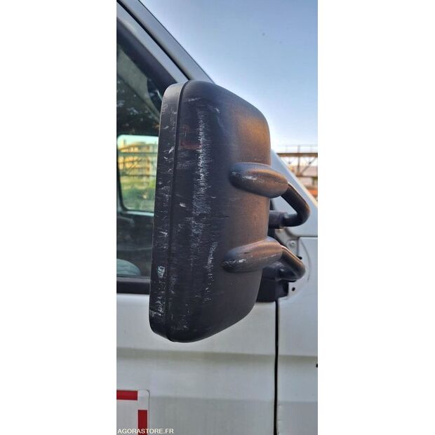 2009 Renault Mascott-47828066