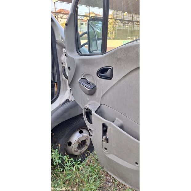 2009 Renault Mascott-47828071