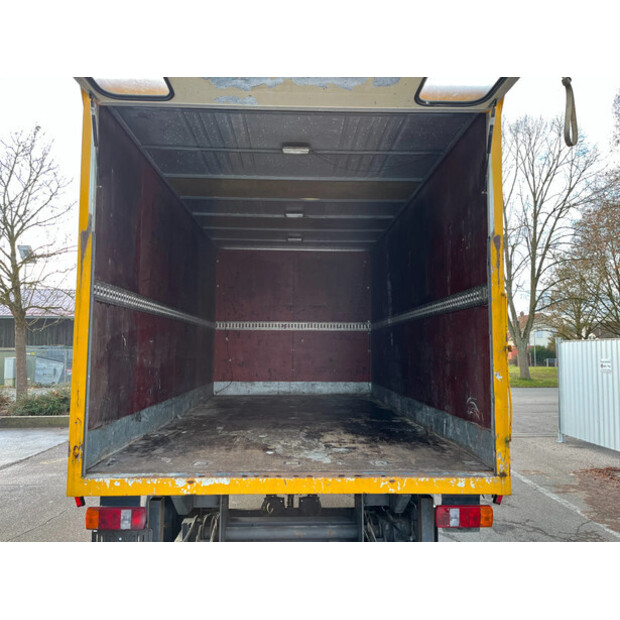 1994 JUNGE OTHERS-47831554