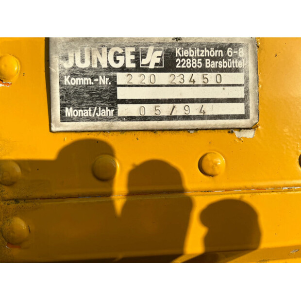 1994 JUNGE OTHERS-47831565