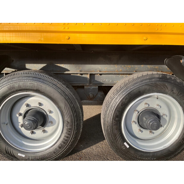 1994 JUNGE OTHERS-47831570