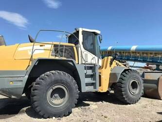 Image for WHEEL LOADERS 2017 Liebherr 580