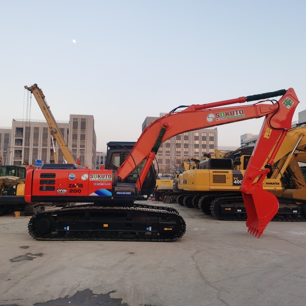 2025 Hitachi ZX200-47836793