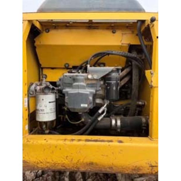 2023 Komatsu PC200-8M0-47846155