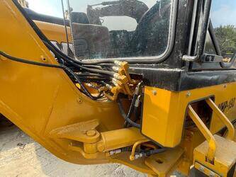 2025-caterpillar-140k-1462959-47849273