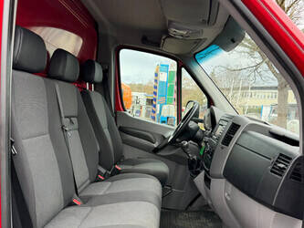 2015-volkswagen-crafter-35-1462962-47849343