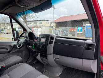 2015-volkswagen-crafter-35-1462962-47849344