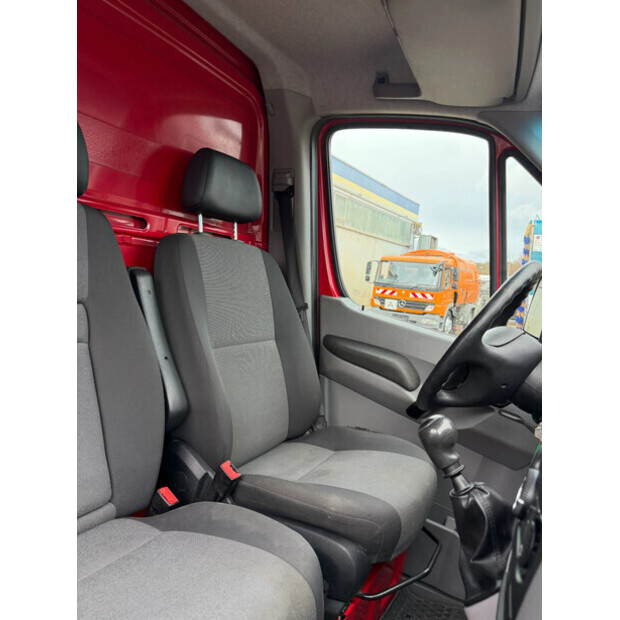 2015 Volkswagen Crafter 35-47849345