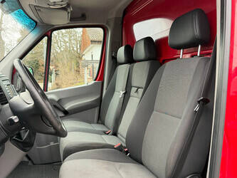 2015-volkswagen-crafter-35-1462962-47849348