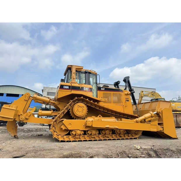 2011 كاتربيلر D8R-47850131