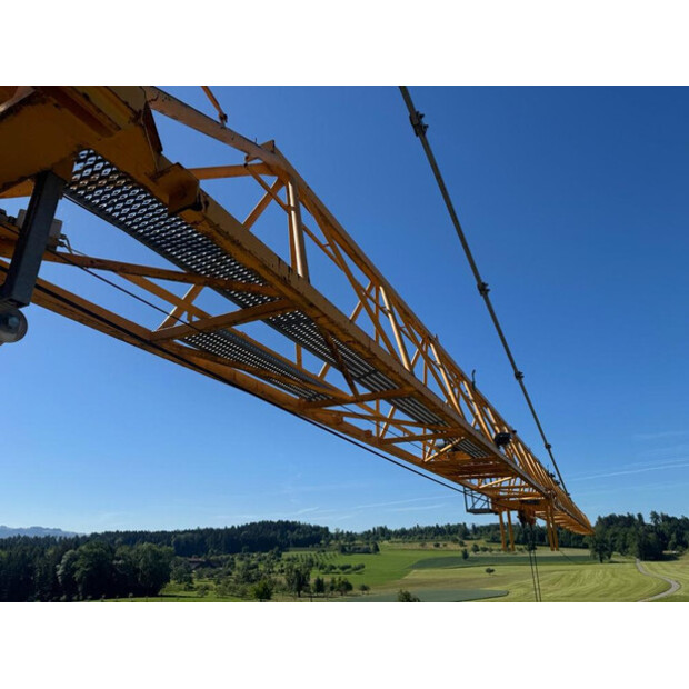 2005 Liebherr 132 EC-HM6-47851168