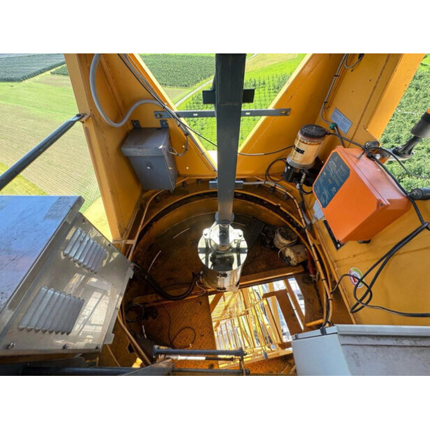 2005 Liebherr 132 EC-HM6-47851173