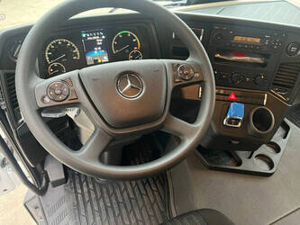 2025-mercedes-benz-actros-2045-s-1463014-47851542