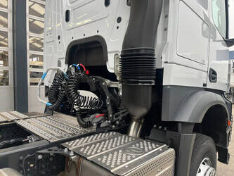 2025-mercedes-benz-actros-2045-s-1463017-47851646