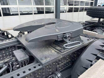 2026-mercedes-benz-arocs-4058-as-47851830
