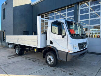2025-mercedes-benz-accelo-915-1463025-47851852