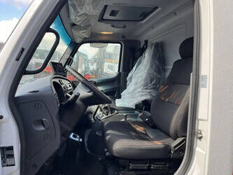 2024-mercedes-benz-accelo-815-1463039-47852199