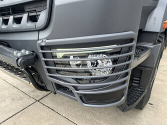 2026-mercedes-benz-arocs-1836-ak-4x4-container-chassis-47852304