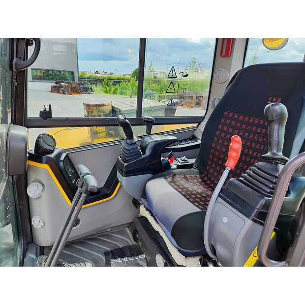 2019 Volvo ECR88D-47861311