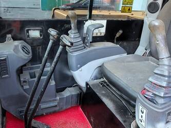 2025-kobelco-sk60-47862927