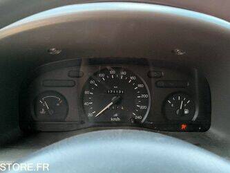 2003-ford-transit-1463219-47864784