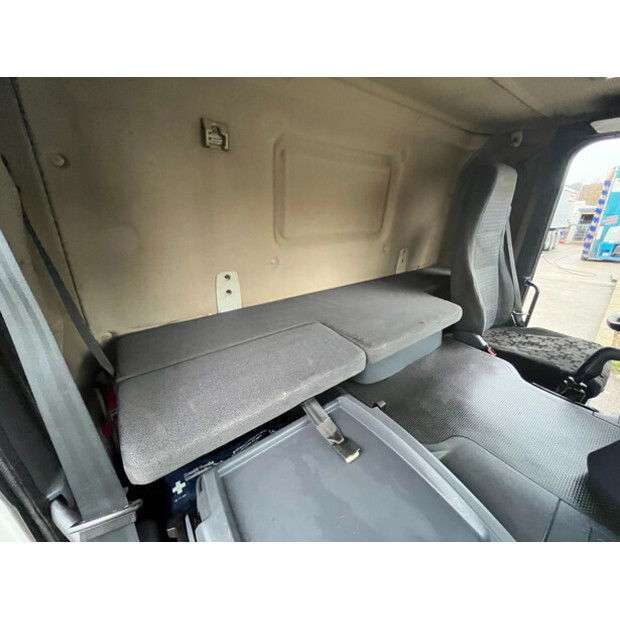 2005 سكانيا P310-47868367