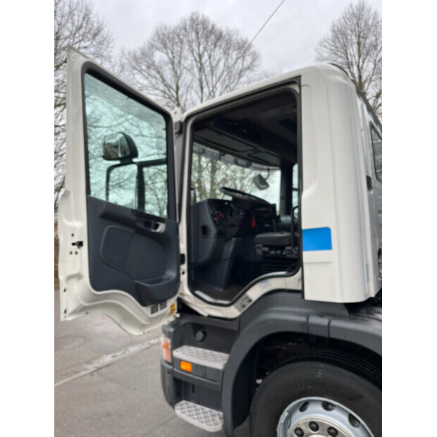 2010 Scania P320-47868389