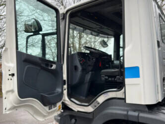 2010-scania-p320-1463234-47868389