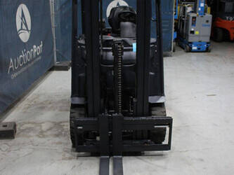 2016-linde-e20h-01-600-47868517