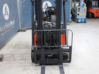 2014-linde-e16h-02-1463241-47868635