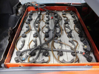2014-linde-e16h-02-1463241-47868653
