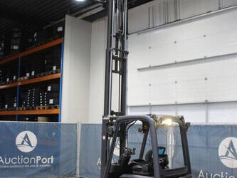 2014-linde-e16h-02-1463241-47868657